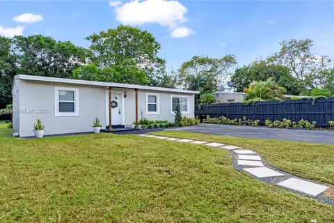 1032 NW 11th Place, Fort Lauderdale FL 33311