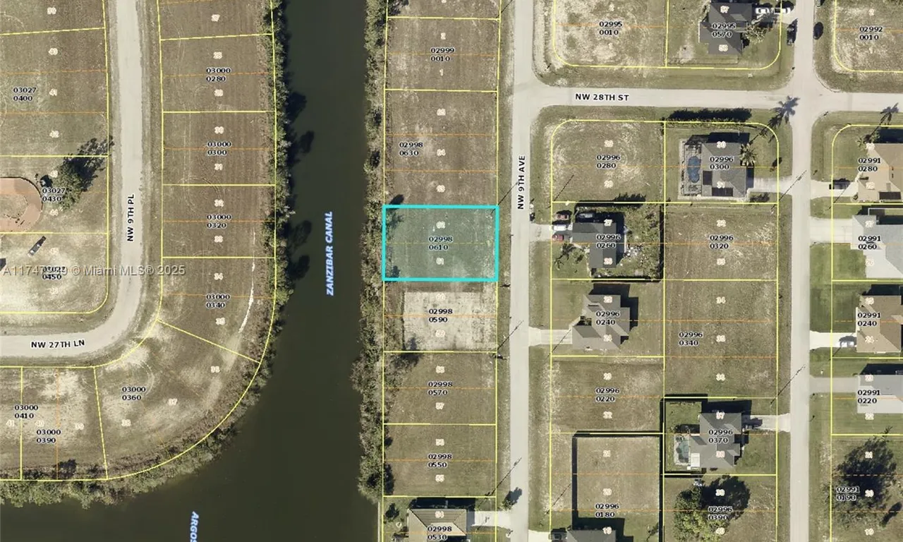 2724 NW 9th Ave, Cape Coral FL 33993