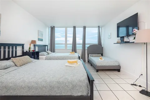 5445 Collins Ave # 502, Miami Beach FL 33140