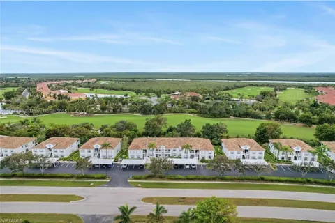 1024 Mainsail Dr # 512, Naples FL 34114