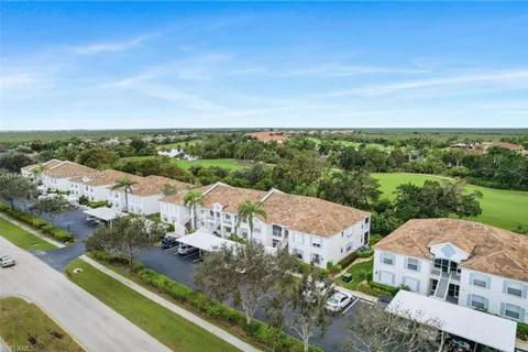 1024 Mainsail Dr # 512, Naples FL 34114