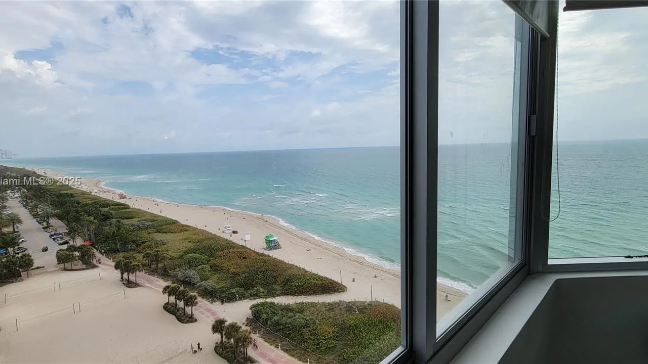 7135 Collins Ave # 1605, Miami Beach FL 33141