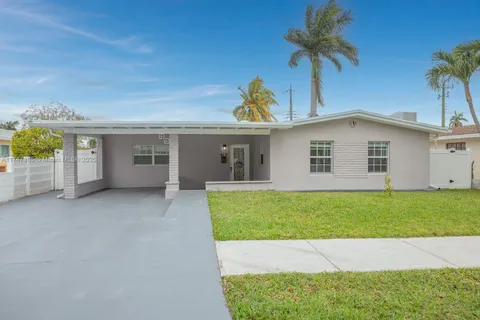 913 NE 2nd St, Hallandale Beach FL 33009