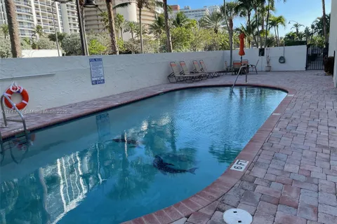 4143 N Ocean Blvd # 108, Fort Lauderdale FL 33308