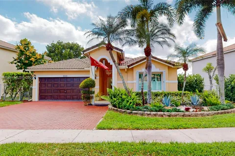 16514 Ruby Lk, Weston FL 33331