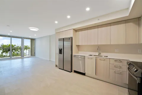 1500 Bay Rd # 1107, Miami Beach FL 33139