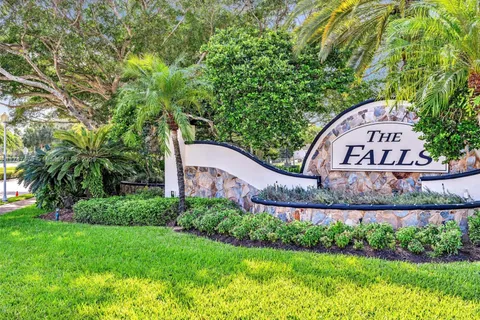 930 Briar Ridge Rd, Weston FL 33327