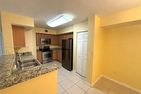 6761 Heritage Grande # 107, Boynton Beach FL 33437