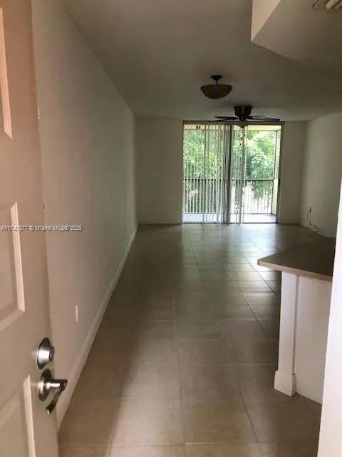 8353 Lake Dr # 302, Doral FL 33166