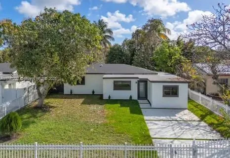 46 NE 172nd St, North Miami Beach FL 33162