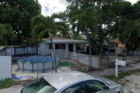 1000 NW 114th St, Miami FL 33168