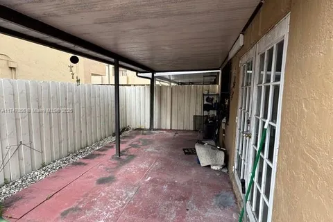 5302 W 26th Ave # 101, Hialeah FL 33016