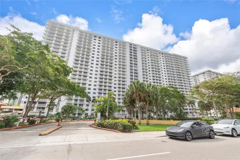 210 174th St # 902, Sunny Isles Beach FL 33160