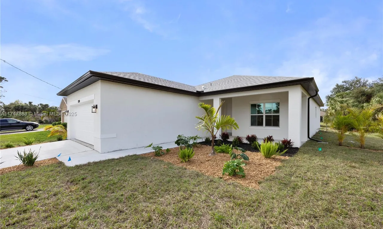 2370 Allsup ter, North Port FL 34286