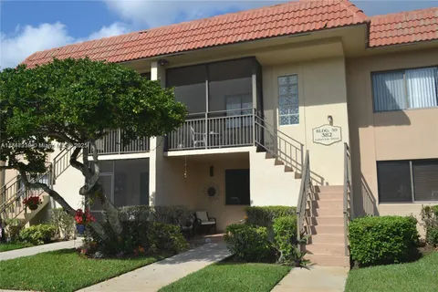 382 Lakeview Dr # 103, Weston FL 33326