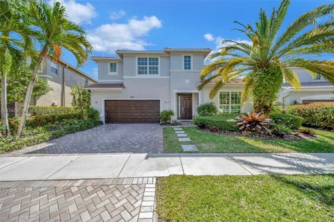 4424 E Whitewater Ave, Weston FL 33332