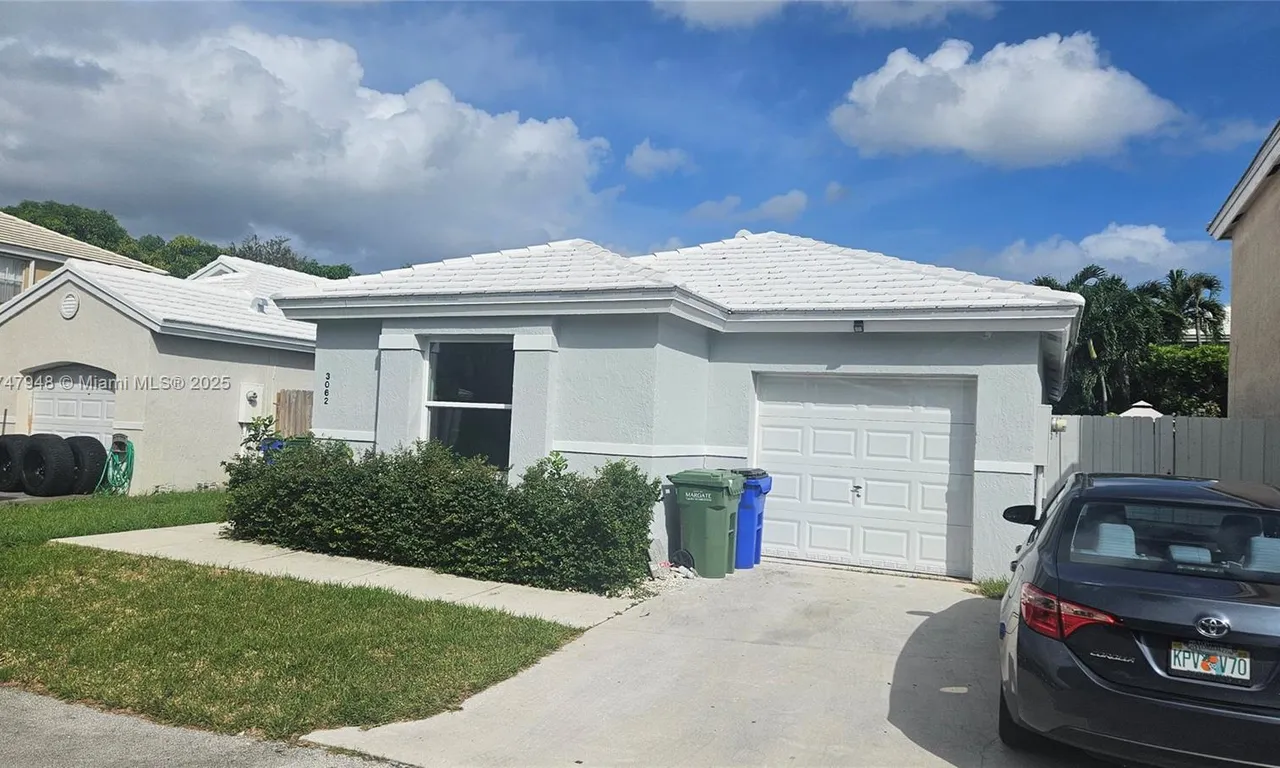 3062 Lighthouse Pl, Margate FL 33063