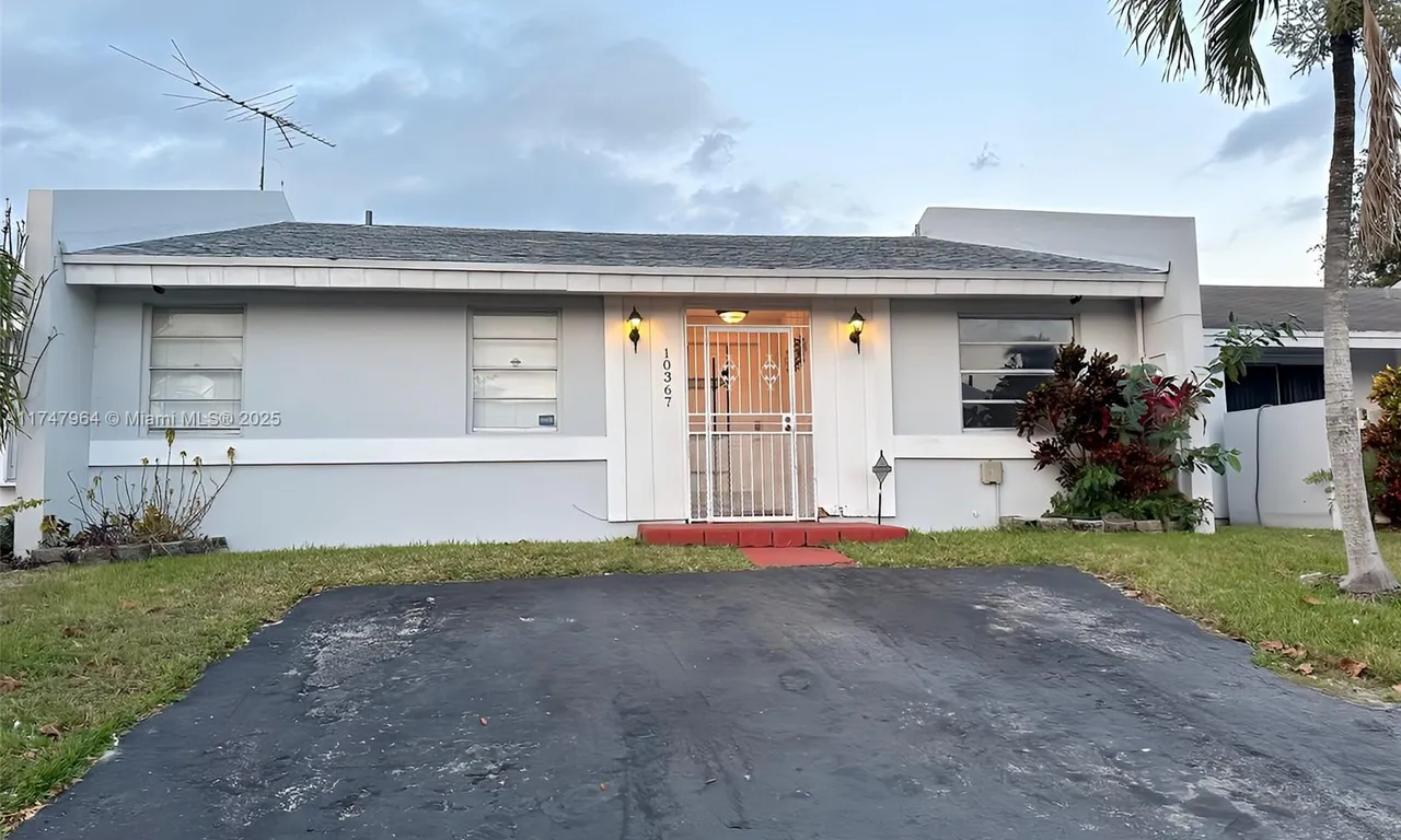 10367 SW 207th Ln # 0, Cutler Bay FL 33189