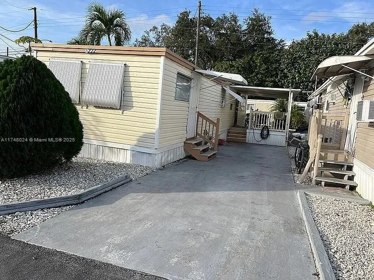 2980 NW 79th St, Miami FL 33147