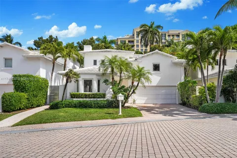 6 Coconut Ln, Key Biscayne FL 33149