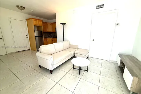 8420 Byron Ave # 15, Miami Beach FL 33141