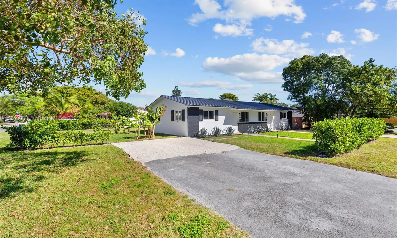 1003 NE 110th St # 1003, Biscayne Park FL 33161