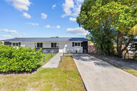 1003 NE 110th St # 1003, Biscayne Park FL 33161