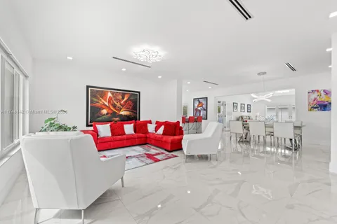 1445 71st St # 1445, Miami Beach FL 33141