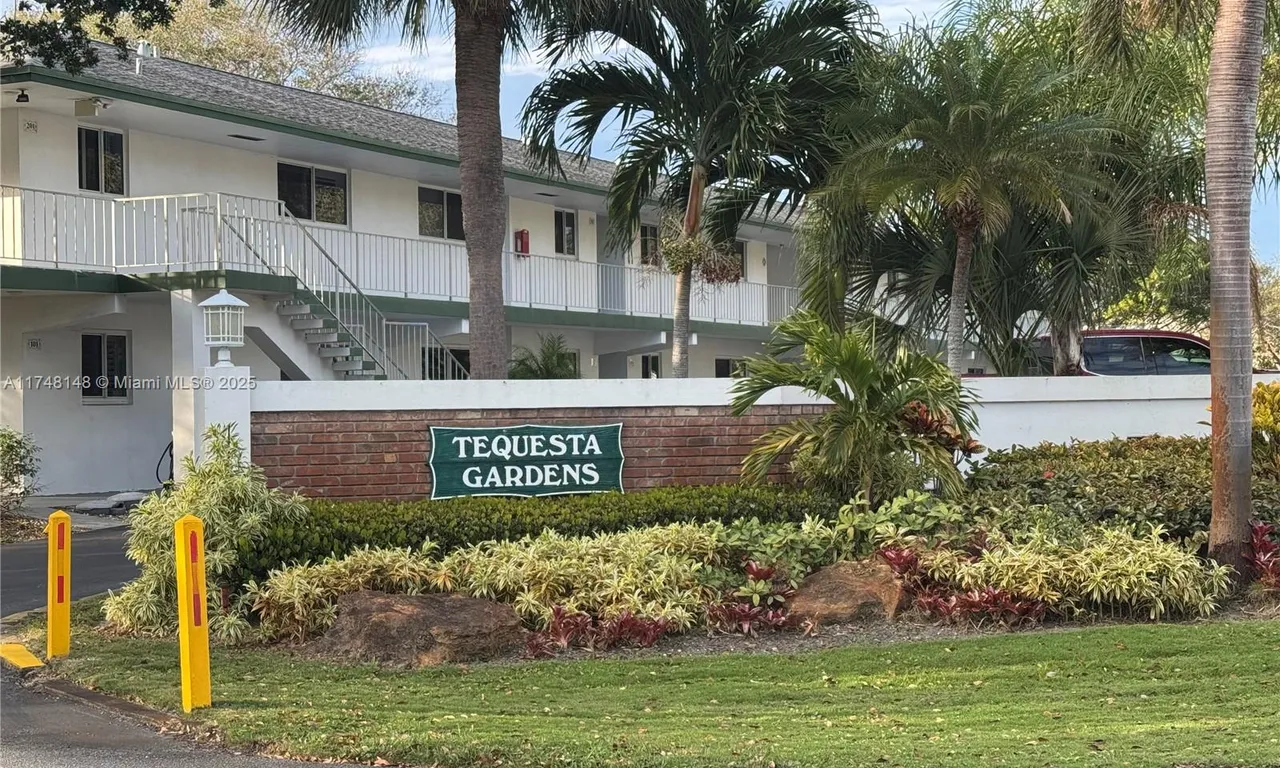 1 Garden St # 101L, Tequesta FL 33469