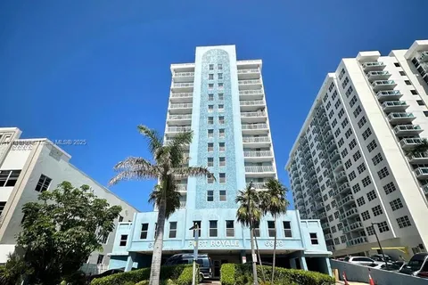 6969 W Collins Ave # 701, Miami Beach FL 33141