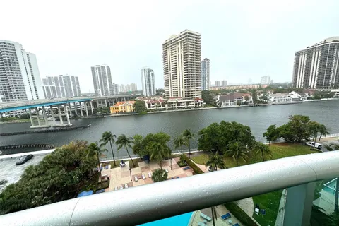 19390 Collins Ave # 905, Sunny Isles Beach FL 33160