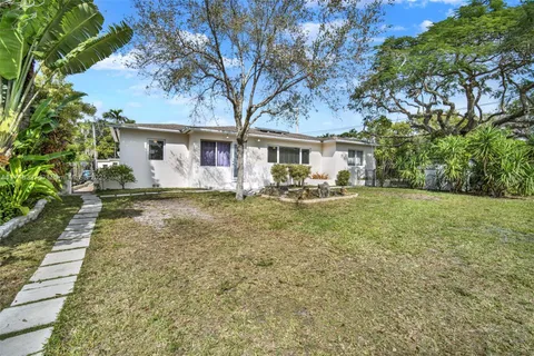 5701 SW 50th Ter, Miami FL 33155