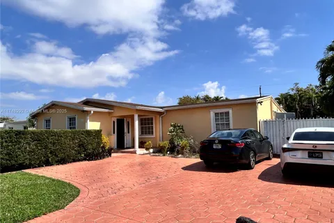 5401 SW 99th Ave, Miami FL 33165