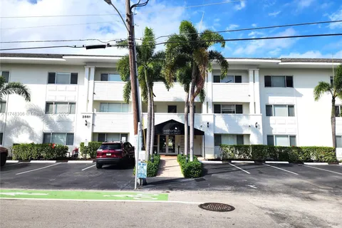 2881 NE 32nd St # 317, Fort Lauderdale FL 33306