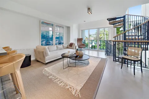 1500 Bay Rd # 1532, Miami Beach FL 33139