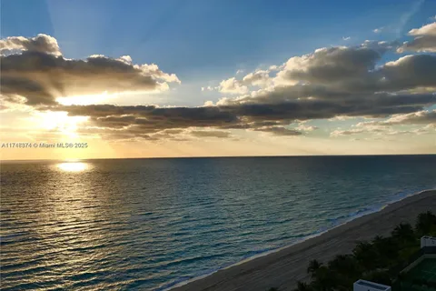 19201 Collins Ave # 1015, Sunny Isles Beach FL 33160