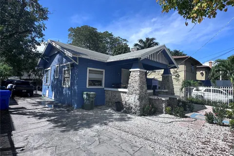 428 NW 11th Ave, Miami FL 33128