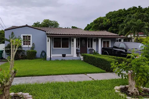 640 SW 44 Ct, Miami FL 33134