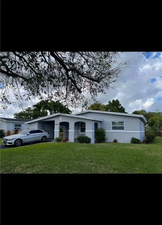 3631 NW 9th St, Lauderhill FL 33311
