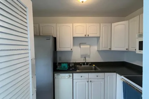 1400 SW 27th Ave # 403, Miami FL 33145