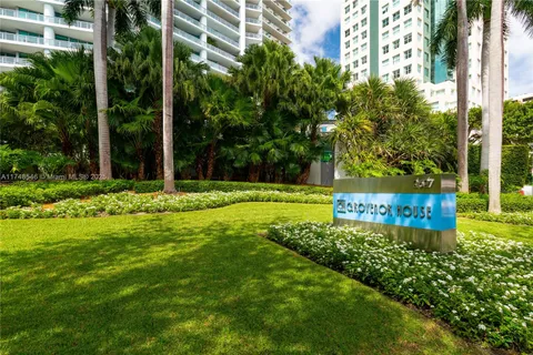 2627 S Bayshore Dr # 1201, Miami FL 33133