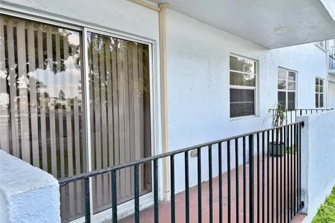 1221 SW 122nd Ave # 107, Miami FL 33184