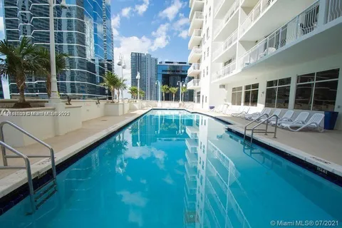 1200 Brickell Bay Dr # 3924, Miami FL 33131