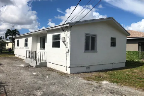 1970 NW 153rd St, Miami Gardens FL 33054