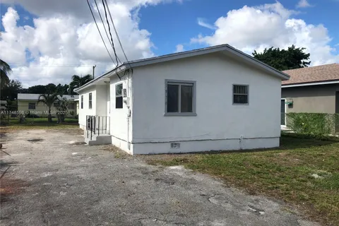 1970 NW 153rd St, Miami Gardens FL 33054