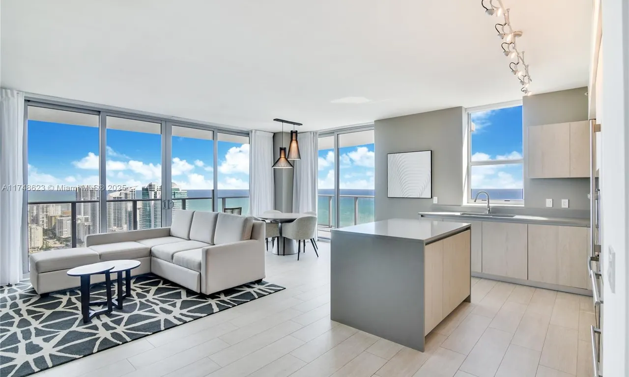 4010 S Ocean Dr # T3801, Hollywood FL 33019