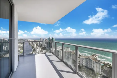 4010 S Ocean Dr # T3801, Hollywood FL 33019