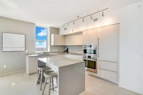 4010 S Ocean Dr # T3801, Hollywood FL 33019