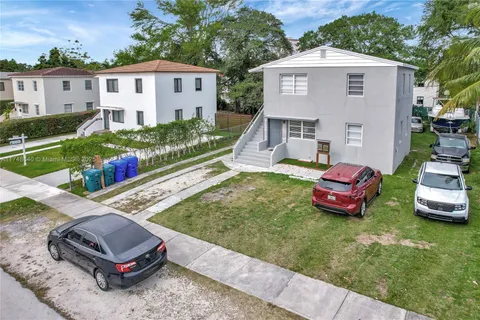 3721 SW 27th Ter, Miami FL 33134