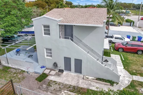 3721 SW 27th Ter, Miami FL 33134